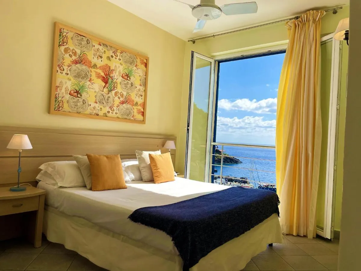 Residence Stella Marina Isola di Ustica Aparthotel