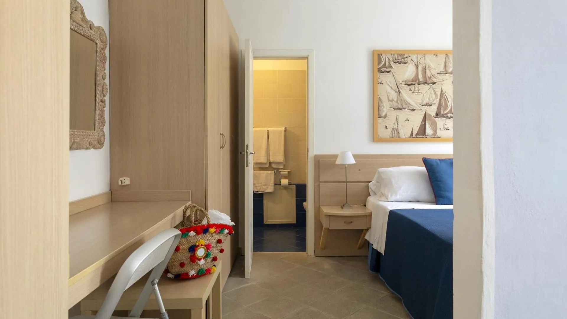 Residence Stella Marina 乌斯蒂卡 公寓式酒店